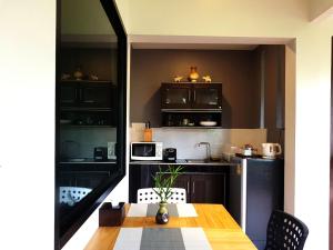 balcony villa koh tao