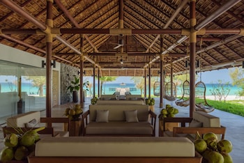 the royal sands koh rong