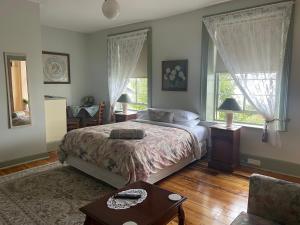 Victoria House,Portland>>Port Campbell,4 star