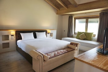 mela garden retreat cottage
