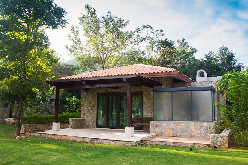 mela garden retreat cottage