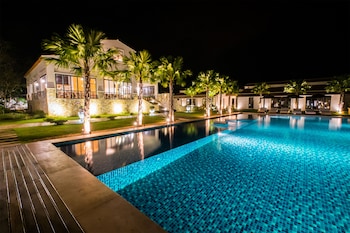 mela garden retreat cottage