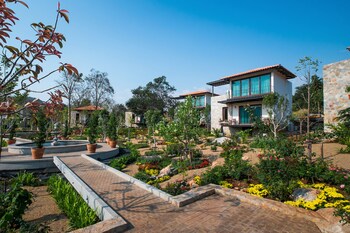 mela garden retreat cottage