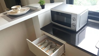 jk living hotel and service apartment