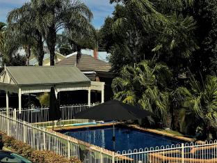 paddle wheel motel