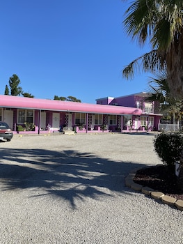 paddle steamer motel