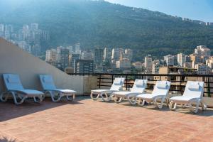 Madisson Hotel,Near Our Lady Of Lebanon Cable Car,4 star