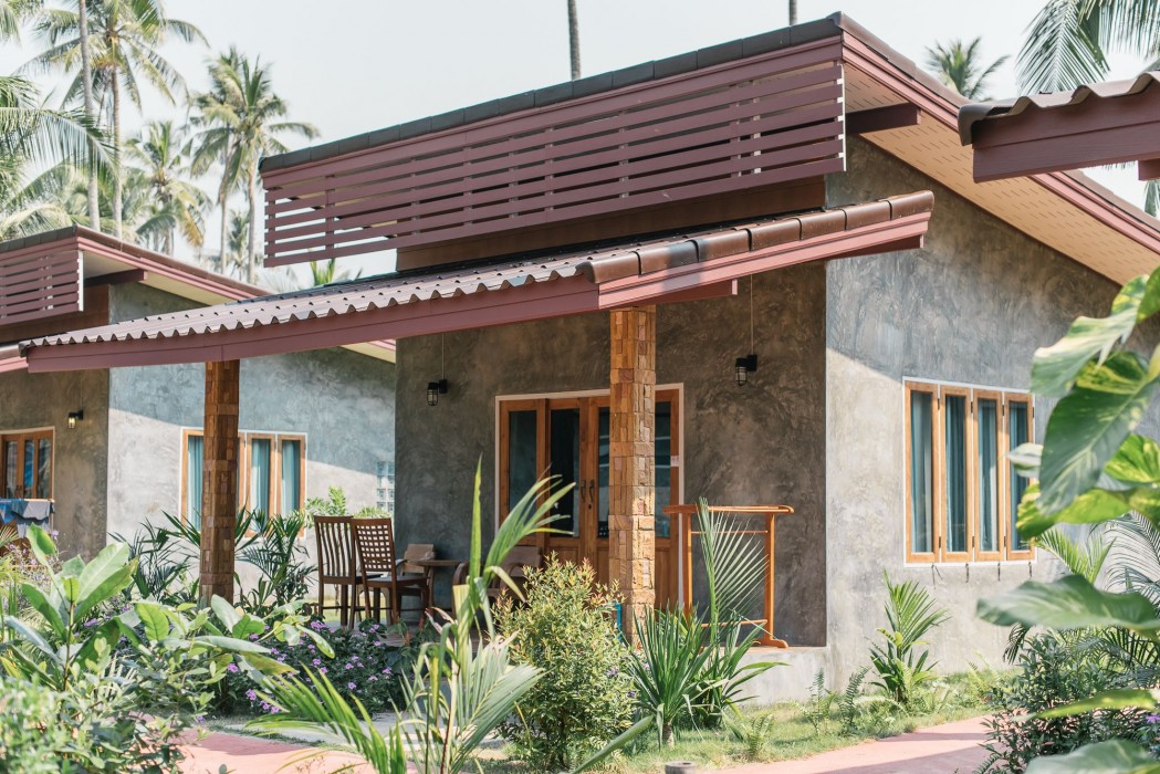 sea far resort