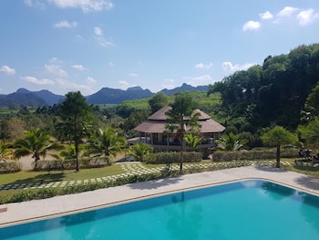 takhun mountain view hotel