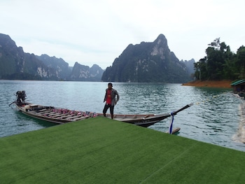 takhun mountain view hotel