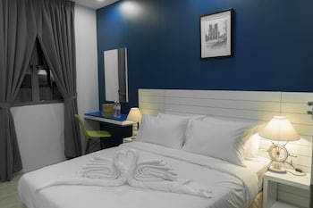 lighthouse hotel and shortstay