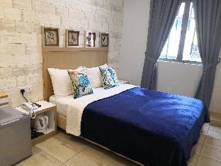 lighthouse hotel and shortstay