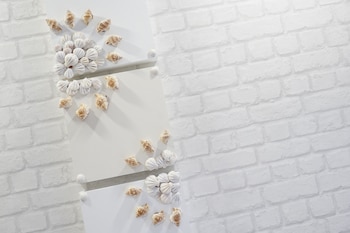 lighthouse hotel and shortstay