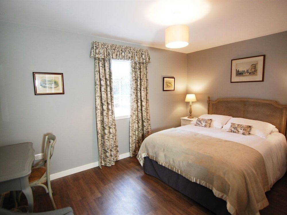 meikleour arms hotel and restaurant