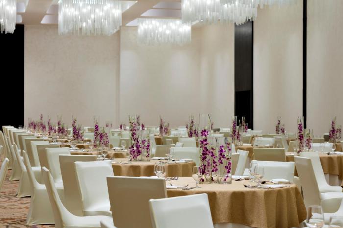 radisson blu hotel and resort sohar