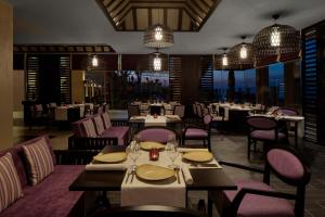 radisson blu hotel and resort sohar