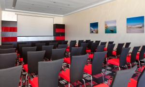 radisson blu hotel and resort sohar