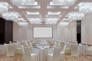 radisson blu hotel and resort sohar