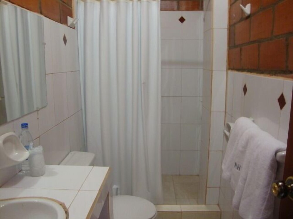 hosteria las heliconias