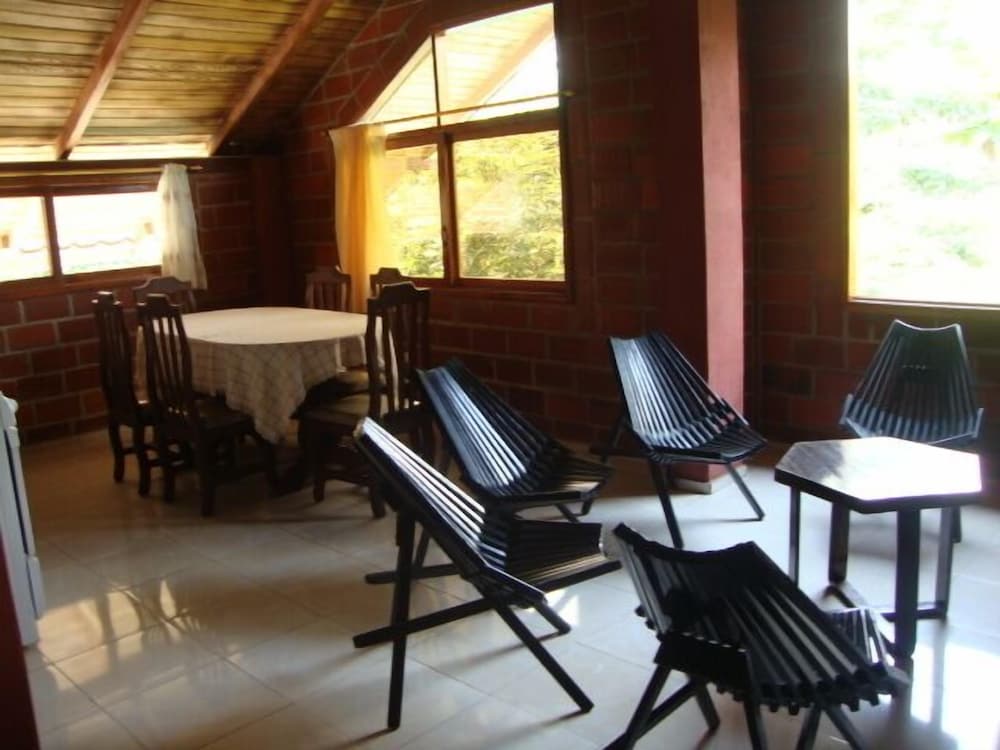 hosteria las heliconias