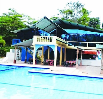 hosteria las heliconias