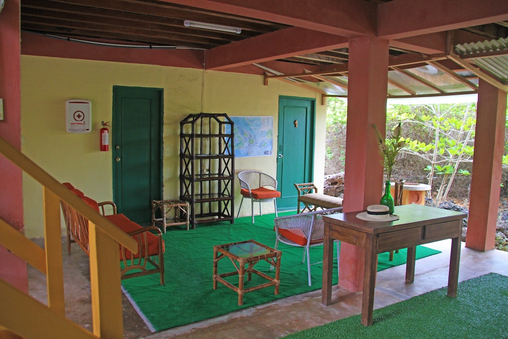 galapagos chalet