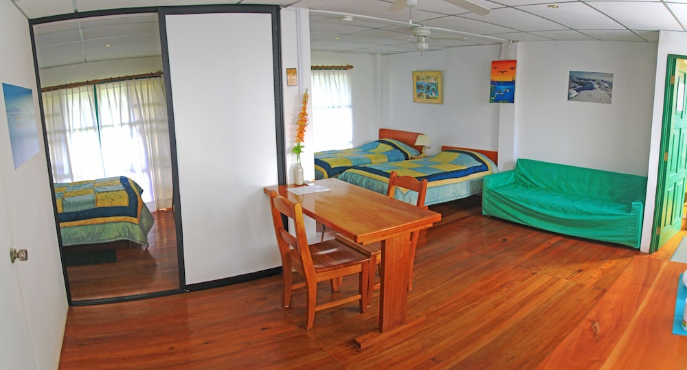 galapagos chalet