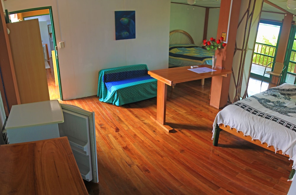 galapagos chalet