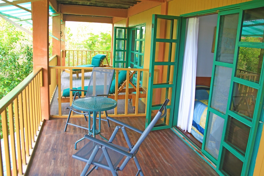 galapagos chalet
