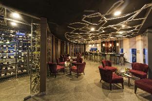 novotel suites hanoi