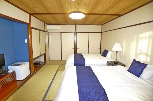 new makomo hotel