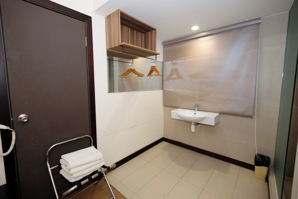 memoire hornbill hotel kuching sarawak