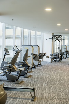 gulf suites hotel amwaj