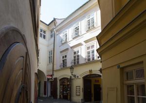 Prague Siesta Apartments,Kralupy Nad Vltavou>>Cestlice,4 star