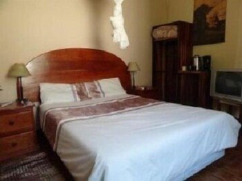 the stone guest house