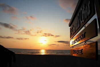 the emerald sea resort