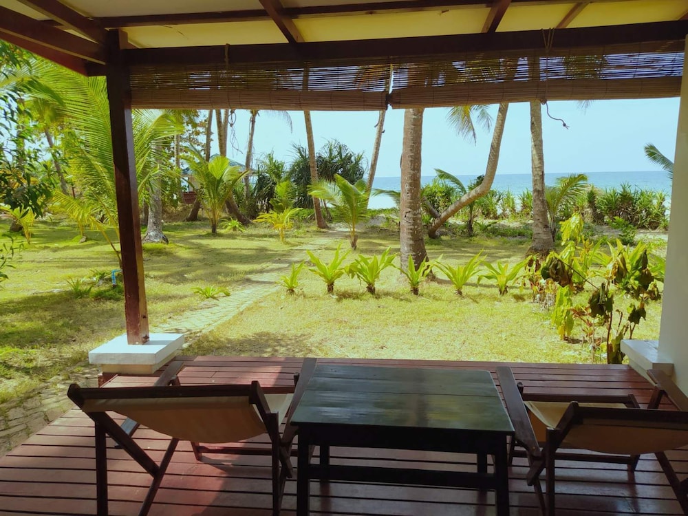 the emerald sea resort