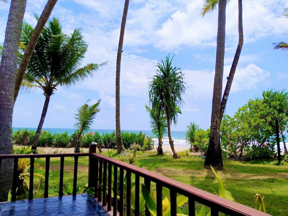 the emerald sea resort