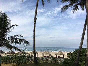 the emerald sea resort