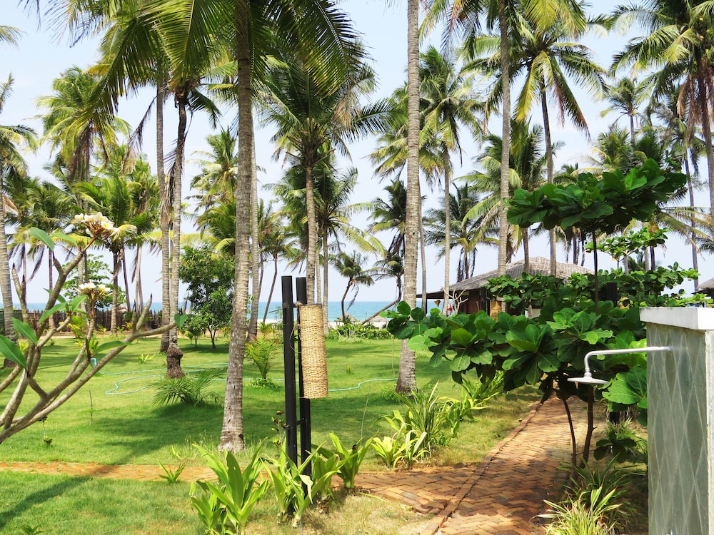 the emerald sea resort