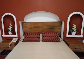 hotel encino malecon centro puerto vallarta