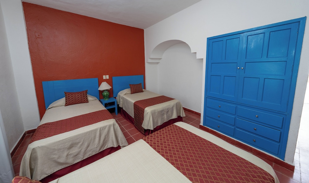 hotel encino malecon centro puerto vallarta