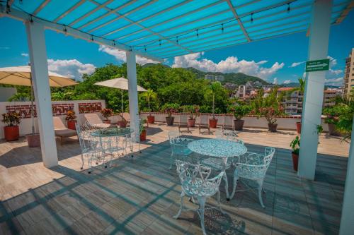 hotel encino malecon centro puerto vallarta