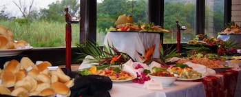island hotel