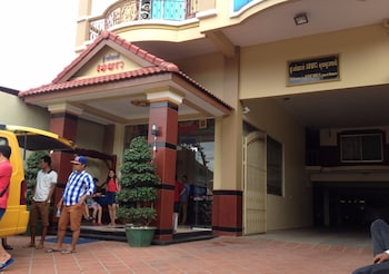 Khemra I Guesthouse,Snam Brampi>>Kampot,3 star