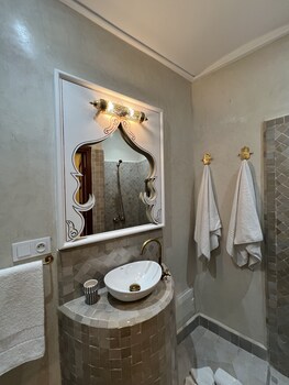 riad dar yammi