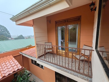 mi casa tica backpackers