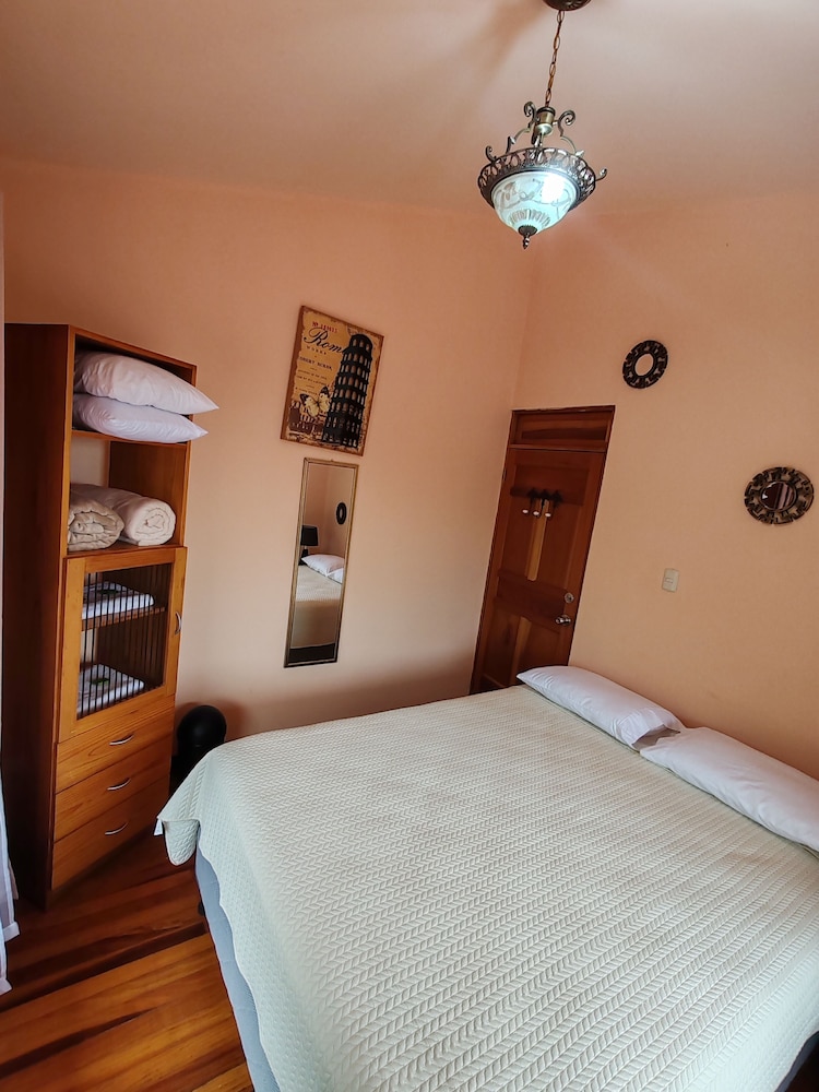 mi casa tica backpackers