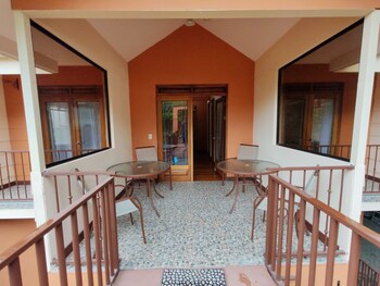 mi casa tica backpackers