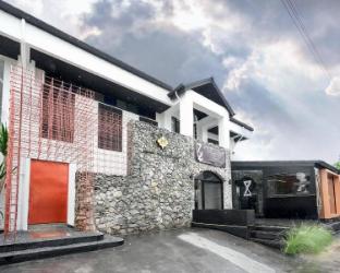 heuan pak dee hostel at gallery